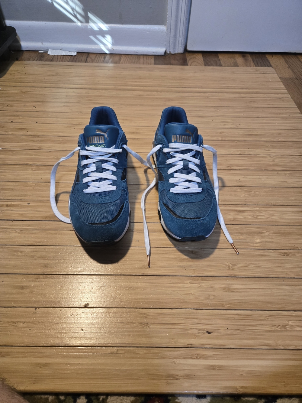 Puma Men’s Blue Suede Runner Sneakers